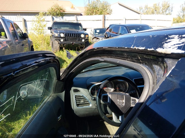 12710845 :رقم المزاد ، 1B3BD1FB4BN557674 vin ، 2011 Dodge Avenger مزاد بيع