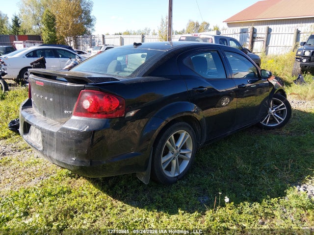 12710845 :رقم المزاد ، 1B3BD1FB4BN557674 vin ، 2011 Dodge Avenger مزاد بيع