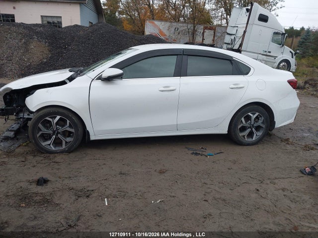 12710911 :رقم المزاد ، 3KPF34AD6NE438983 vin ، 2022 Kia Forte مزاد بيع