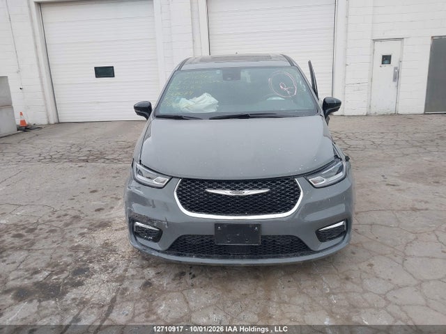 Chrysler Pacifica Select 2025 2C4RC1BG1SR567079 Image 12
