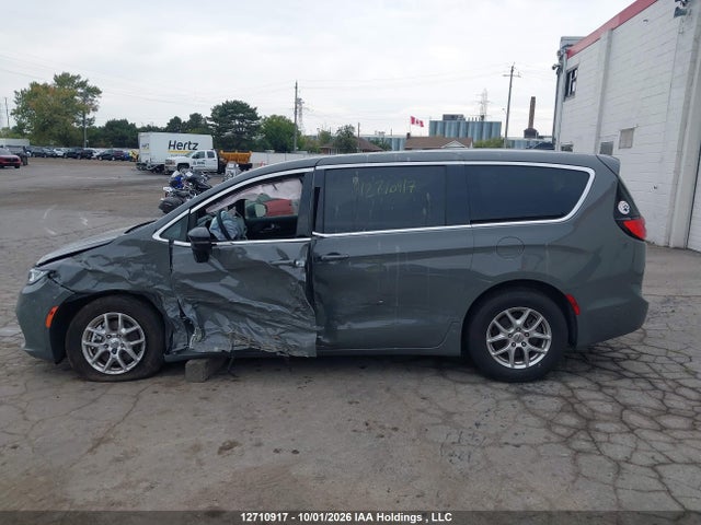Chrysler Pacifica Select 2025 2C4RC1BG1SR567079 Image 14