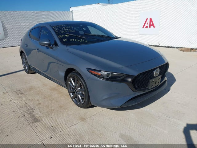 12711003 :رقم المزاد ، JM1BPAML0M1345950 vin ، 2021 Mazda 3 Premium مزاد بيع