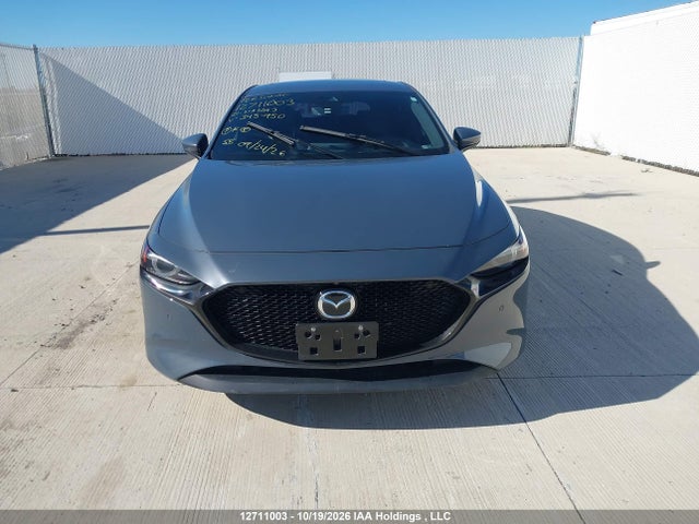 Продаж на аукціоні авто 2021 Mazda 3 Premium, vin: JM1BPAML0M1345950, номер лоту: 12711003