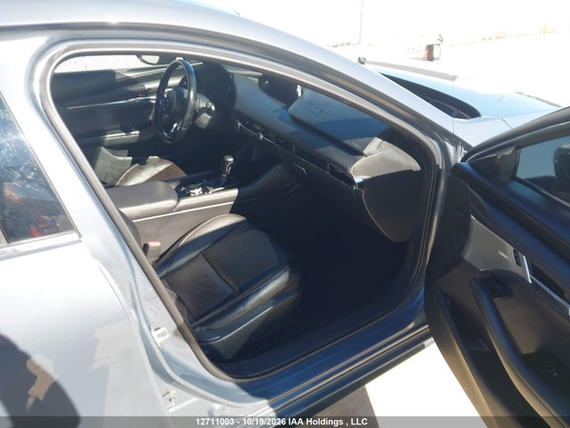 Продаж на аукціоні авто 2021 Mazda 3 Premium, vin: JM1BPAML0M1345950, номер лоту: 12711003