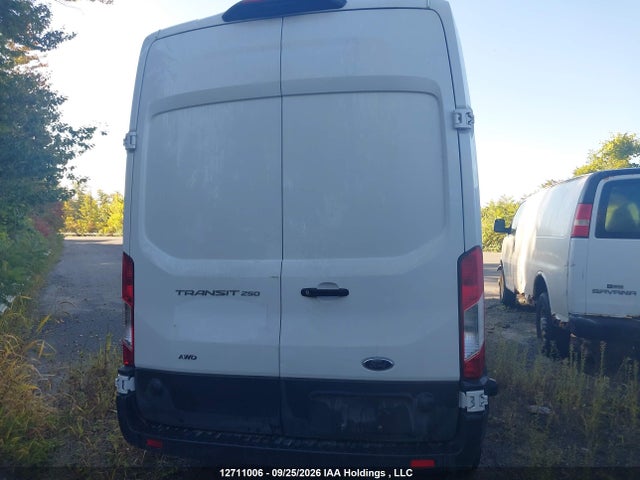 Ford Transit T-250 2025 1FTBR2X8XSKB16822 Image 16