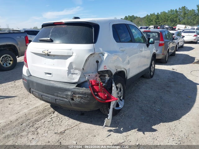 Chevrolet Trax 2016 3GNCJKSB2GL249148 Image 4
