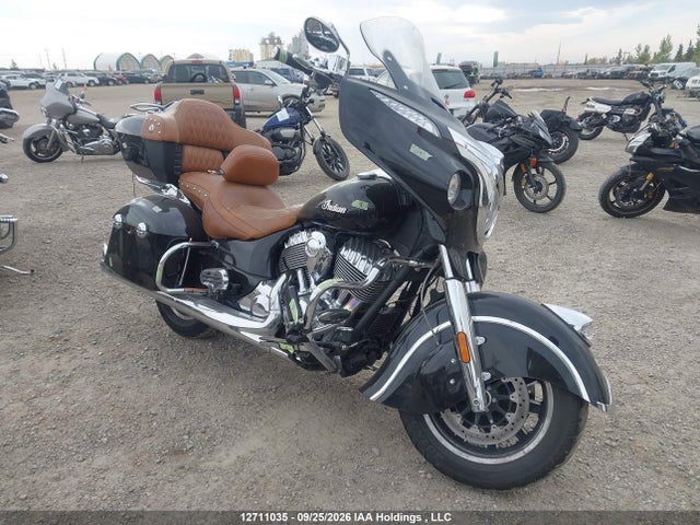 INDIAN MOTORCYCLE CO. Roadmaster 2015 56KTRAAA4F3325431 головне зображення