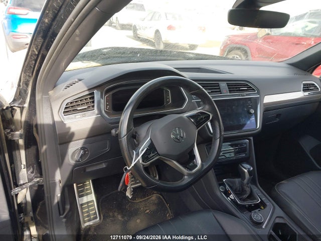 Продажа на аукционе авто 2023 Volkswagen Tiguan Comfortline R-line Black, vin: 3VV8B7AXXPM005409, номер лота: 12711079