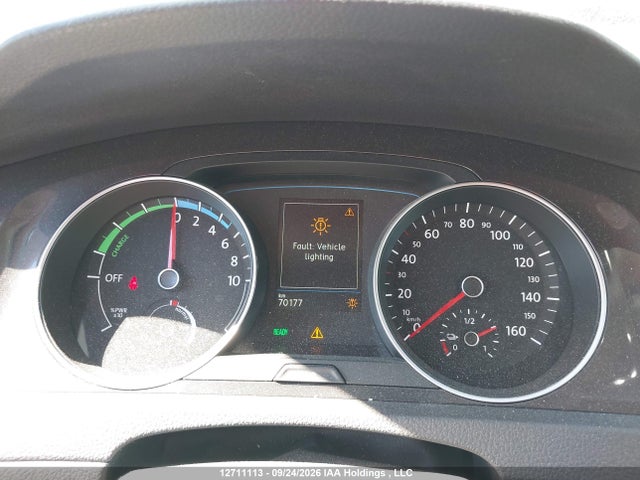 Aukcja sprzedaży 2020 Volkswagen E-golf Comfortline, vin: WVWPR7AU2LW914024, numer aukcji: 12711113