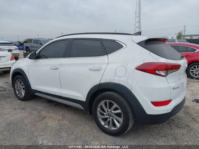 12711183 :رقم المزاد ، KM8J3CA42JU813232 vin ، 2018 Hyundai Tucson Luxury 2.0l مزاد بيع