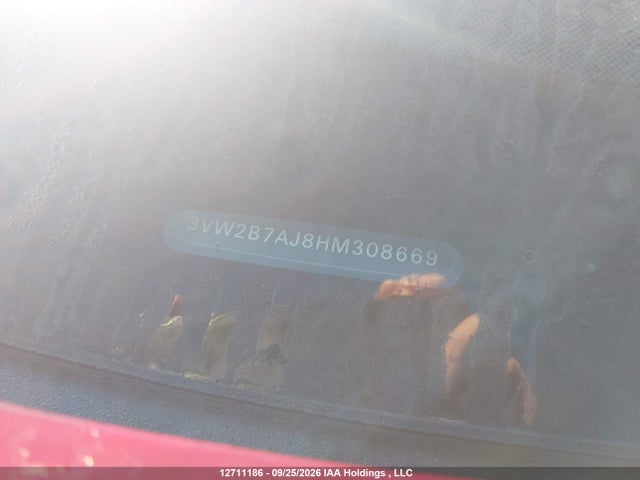 12711186 :رقم المزاد ، 3VW2B7AJ8HM308669 vin ، 2017 Volkswagen Jetta 1.4 Tsi Trendline+ مزاد بيع