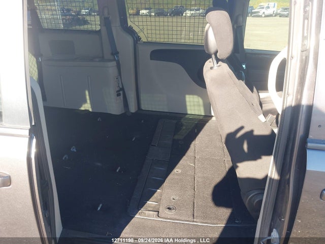 12711198 :رقم المزاد ، 2C4RDGBG8FR510917 vin ، 2015 Dodge Grand Caravan مزاد بيع