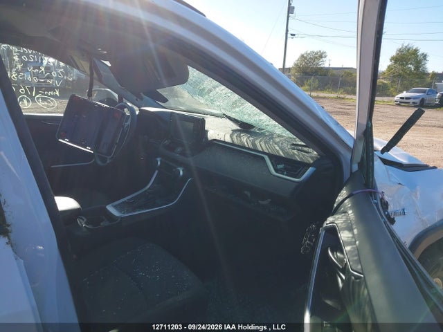 2020 Toyota Rav4 Le მანქანა იყიდება აუქციონზე, vin: 2T3BWRFVXLW061581, აუქციონის ნომერი: 12711203