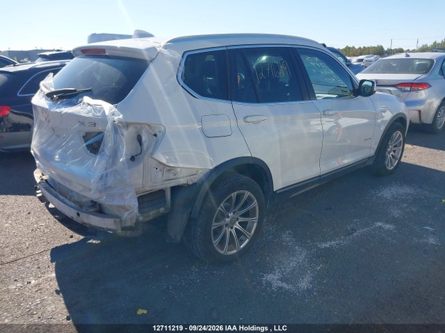 BMW X3 2014 5UXWX9C53E0D12663 Image 4