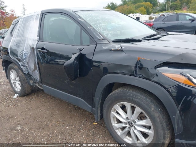 Toyota Corolla Cross Le 2024 7MUCAABG6RV089731 Image 21