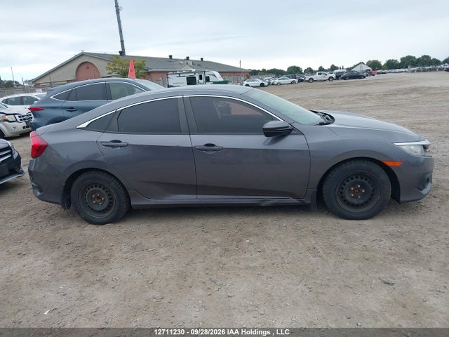 2HGFC2F66JH028425 Honda Civic