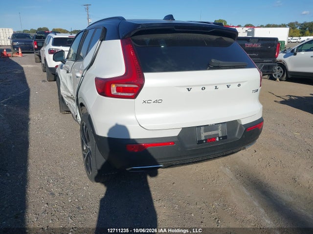 Volvo Xc40 T5 R-design 2020 YV4162UM3L2277579 Image 3