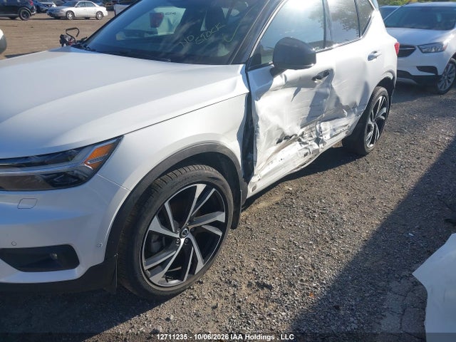 Volvo Xc40 T5 R-design 2020 YV4162UM3L2277579 Image 6