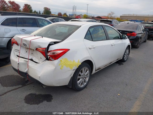 Toyota COROLLA LE 2018 2T1BURHE7JC053156 Image 4