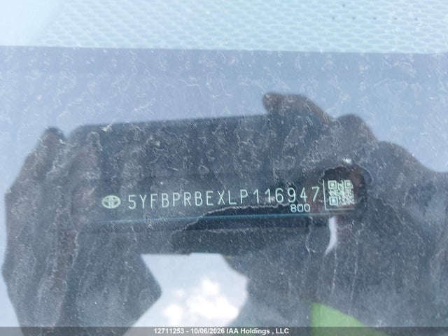 5YFBPRBEXLP116947 Toyota COROLLA LE