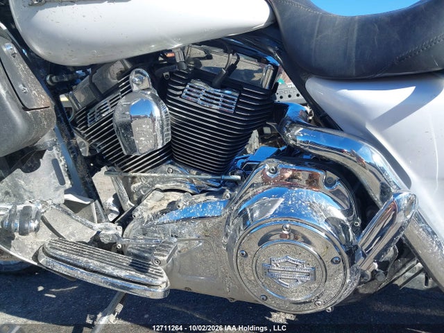 2008 Harley-davidson Flhx მანქანა იყიდება აუქციონზე, vin: 1HD1KB4118Y702112, აუქციონის ნომერი: 12711264