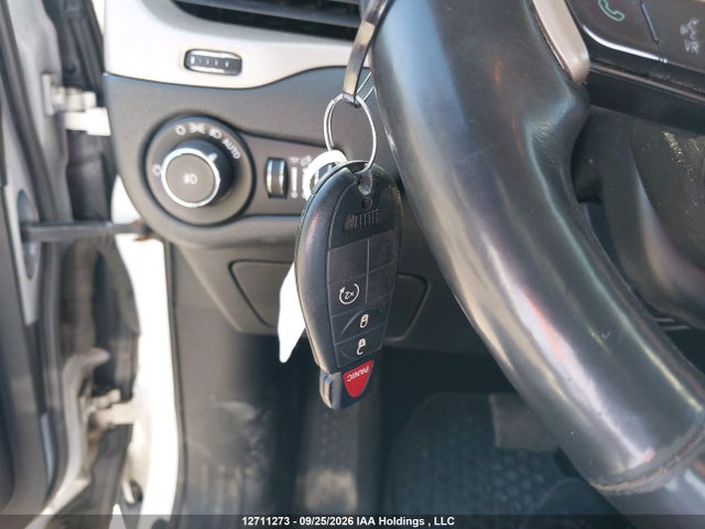 Продажа на аукционе авто 2015 Jeep Cherokee North, vin: 1C4PJMCS6FW564922, номер лота: 12711273