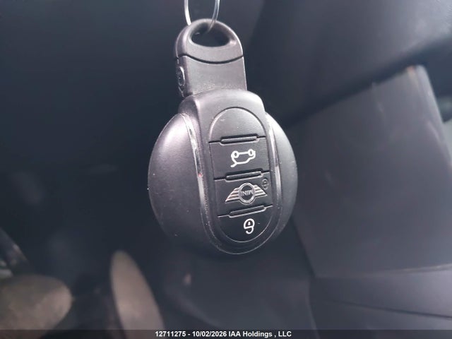 Mini 5 Door Cooper 2017 WMWXU1C31H2F79014 Image 11