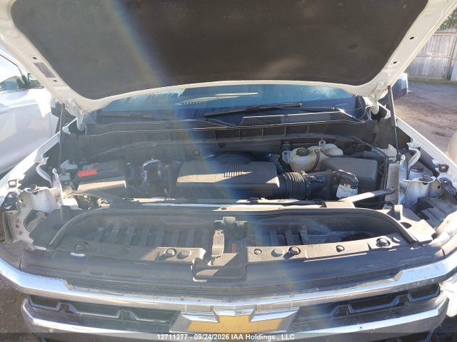 2025 Chevrolet Silverado K1500 Lt მანქანა იყიდება აუქციონზე, vin: 2GCUKDED5S1147789, აუქციონის ნომერი: 12711277