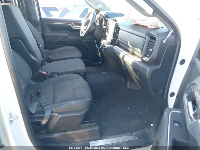 2025 Chevrolet Silverado K1500 Lt მანქანა იყიდება აუქციონზე, vin: 2GCUKDED5S1147789, აუქციონის ნომერი: 12711277