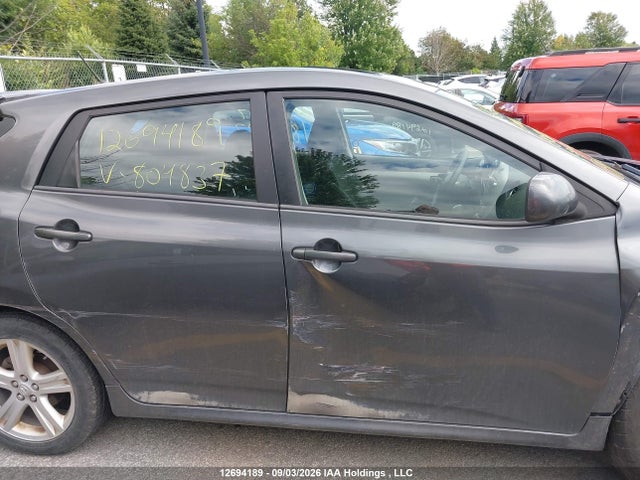 12694189 :رقم المزاد ، 2T1KU4EE4CC804837 vin ، 2012 Toyota Matrix مزاد بيع