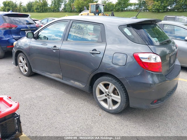 12694189 :رقم المزاد ، 2T1KU4EE4CC804837 vin ، 2012 Toyota Matrix مزاد بيع