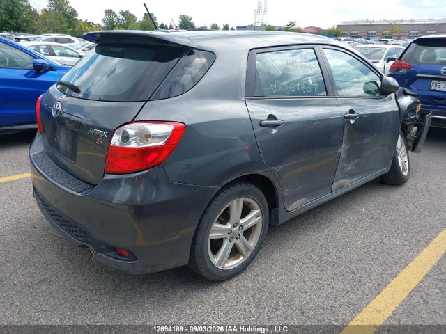 12694189 :رقم المزاد ، 2T1KU4EE4CC804837 vin ، 2012 Toyota Matrix مزاد بيع