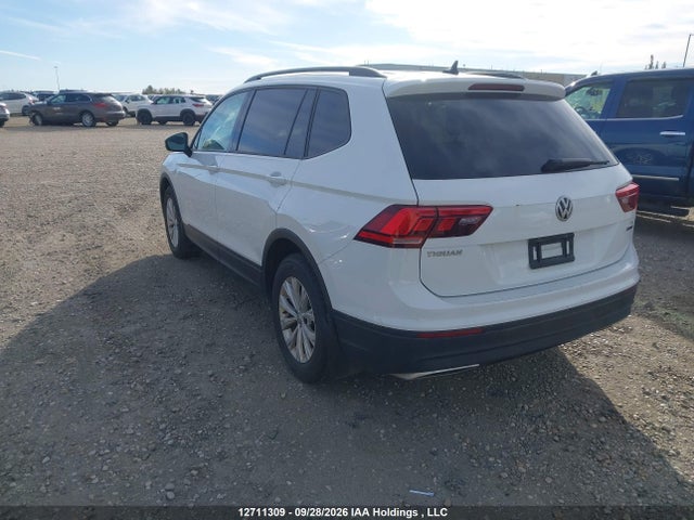 3VV0B7AX8JM029597 Volkswagen TIGUAN S