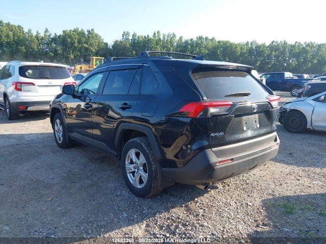 Toyota RAV4 LE 2019 2T3B1RFV9KC044589 Image 3