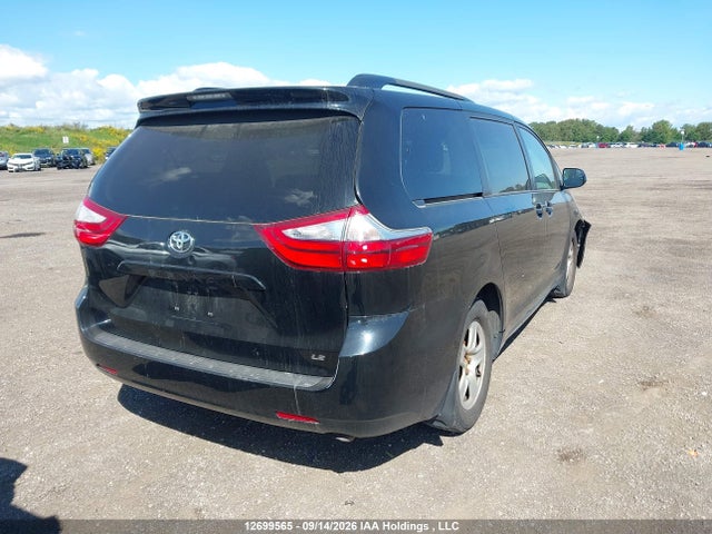 Aukcja sprzedaży 2017 Toyota Sienna Le V6, vin: 5TDKZ3DC8HS841531, numer aukcji: 12699565