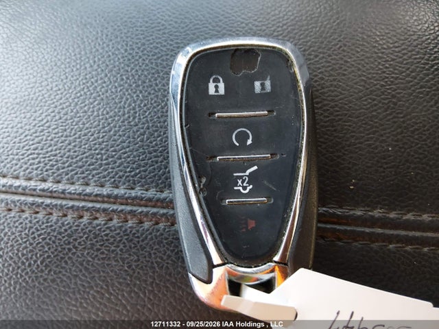12711332 :رقم المزاد ، 2GNAXMEV2J6297266 vin ، 2018 Chevrolet Equinox Premier مزاد بيع