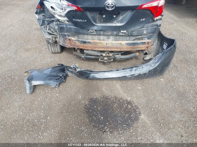 12711333 :رقم المزاد ، 2T1BURHE5HC935999 vin ، 2017 Toyota Corolla Le مزاد بيع