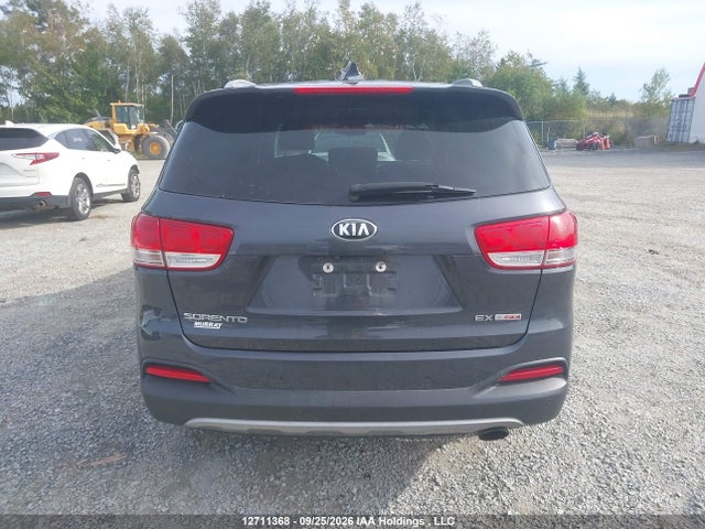 2018 Kia Sorento 2.0l Ex მანქანა იყიდება აუქციონზე, vin: 5XYPHDA14JG389355, აუქციონის ნომერი: 12711368