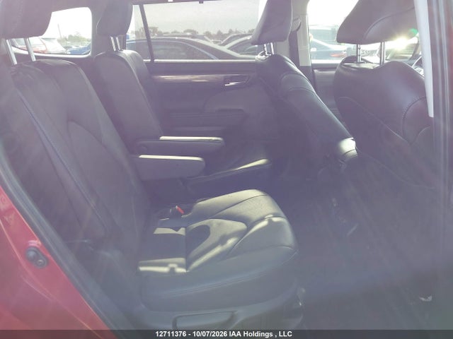 12711376 :رقم المزاد ، 5TDEBRCH5RS139671 vin ، 2024 Toyota Highlander مزاد بيع