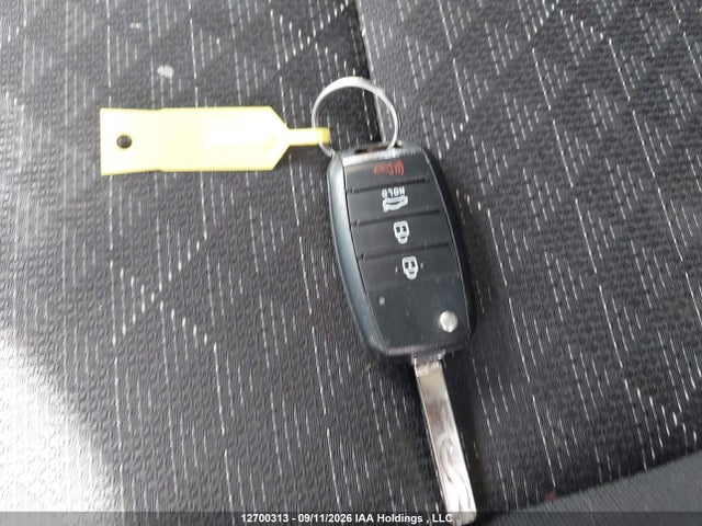 3KPA24AB0JE130567 KIA Rio Lx/lx+