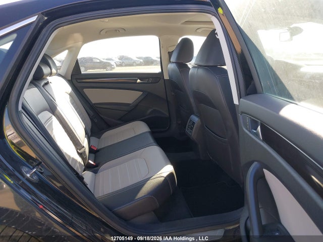 1VWBV7A31FC056125 Volkswagen Passat 2.0 Tdi Comfortline