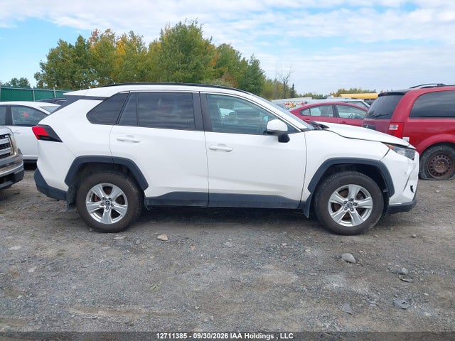 2T3B1RFV8KC021448 Toyota RAV4 LE