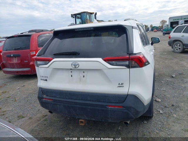 2T3B1RFV8KC021448 Toyota RAV4 LE