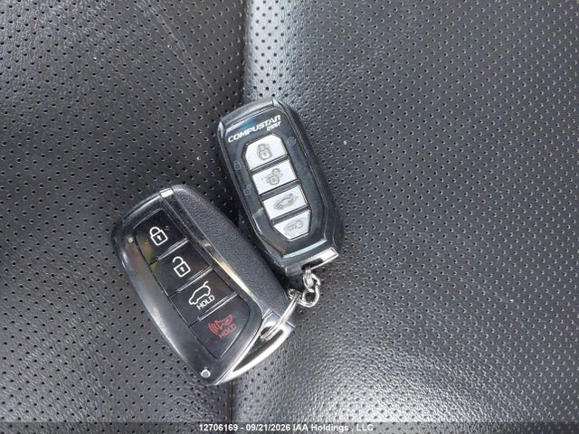 Продаж на аукціоні авто 2015 Hyundai Santa Fe Xl Luxury, vin: KM8SNDHF2FU127548, номер лоту: 12706169