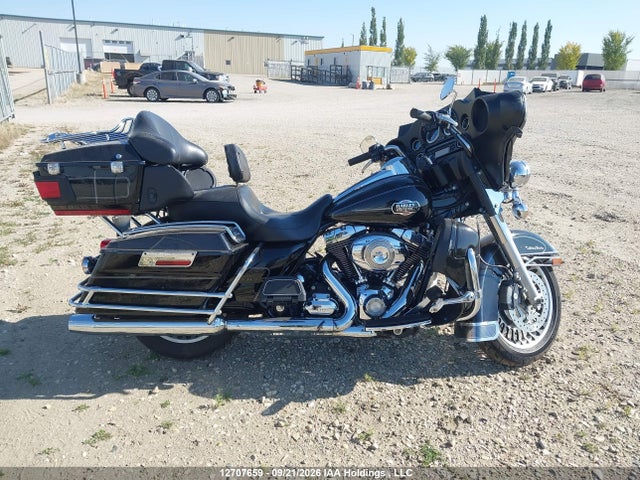 2011 Harley-davidson Flhtcu მანქანა იყიდება აუქციონზე, vin: 5HD1FC4A6BB605002, აუქციონის ნომერი: 12707659