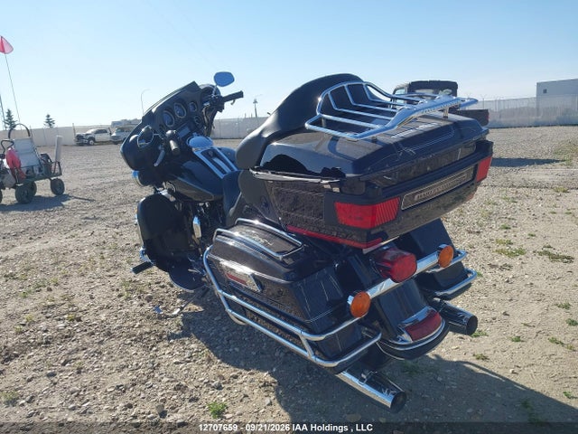 2011 Harley-davidson Flhtcu მანქანა იყიდება აუქციონზე, vin: 5HD1FC4A6BB605002, აუქციონის ნომერი: 12707659
