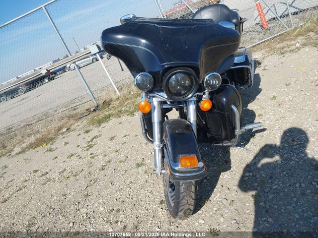 2011 Harley-davidson Flhtcu მანქანა იყიდება აუქციონზე, vin: 5HD1FC4A6BB605002, აუქციონის ნომერი: 12707659
