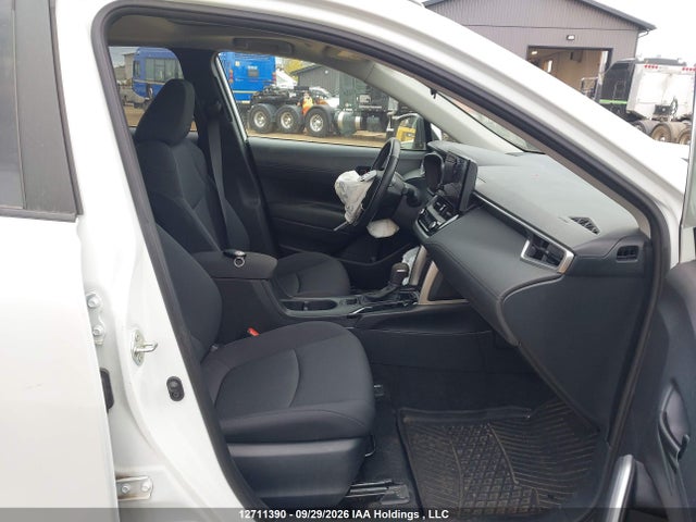 Aukcja sprzedaży 2023 Toyota Corolla Cross, vin: 7MUBAABG8PV065715, numer aukcji: 12711390
