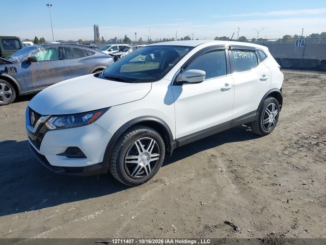 JN1BJ1AV8MW312174 Nissan Qashqai S
