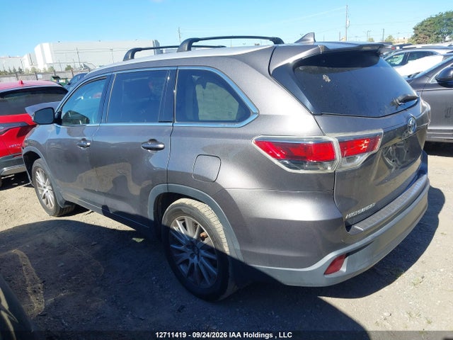 Toyota Highlander 2016 5TDJKRFH3GS288605 Image 3